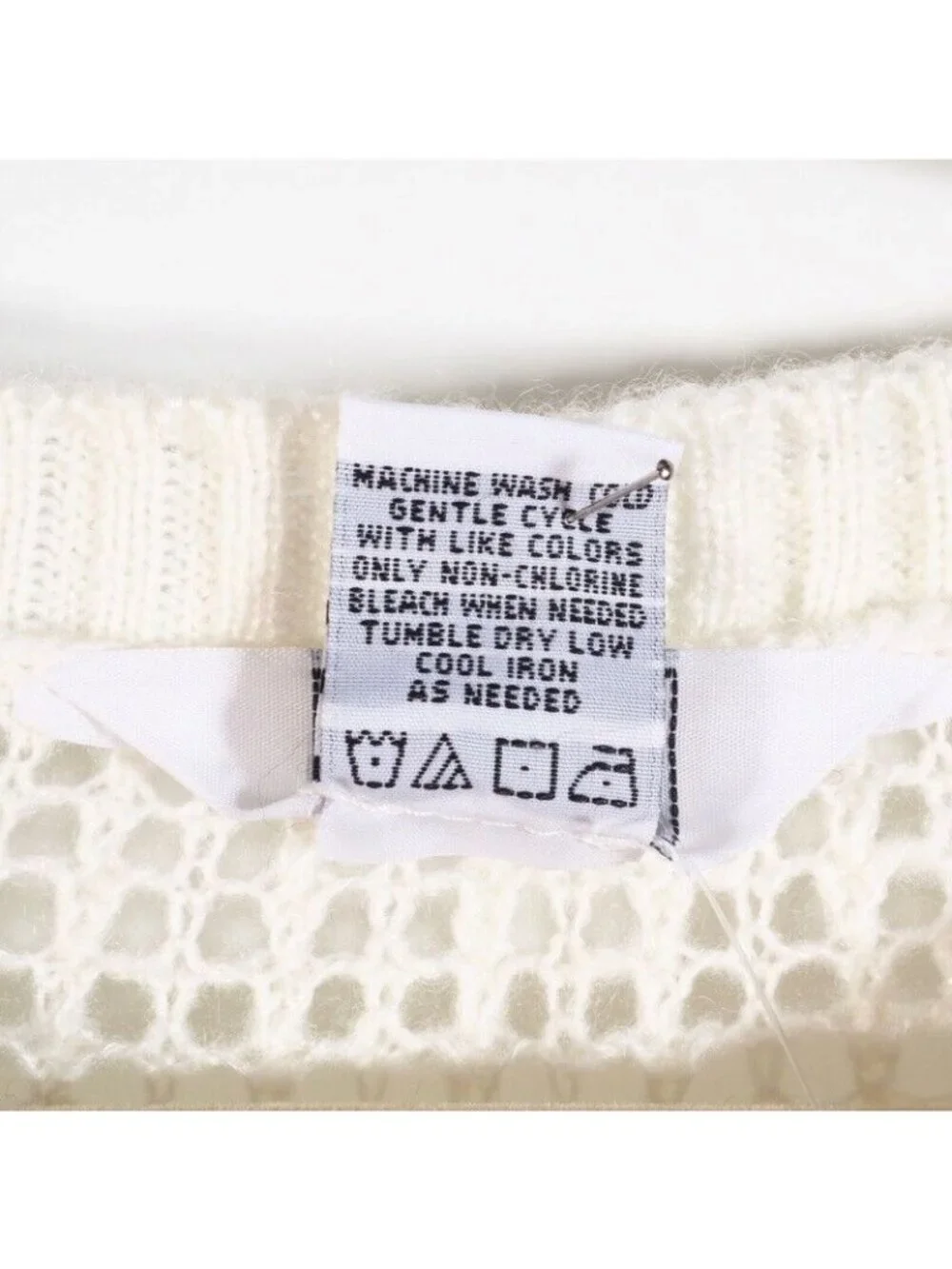 Keren Hart Womens Sweater SIze M Crocheted Ivory Crew Neck Bell Long Sleeve